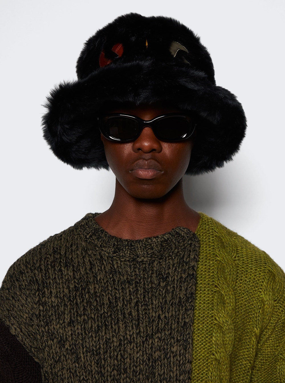 The Big Fur Hat Black - 2