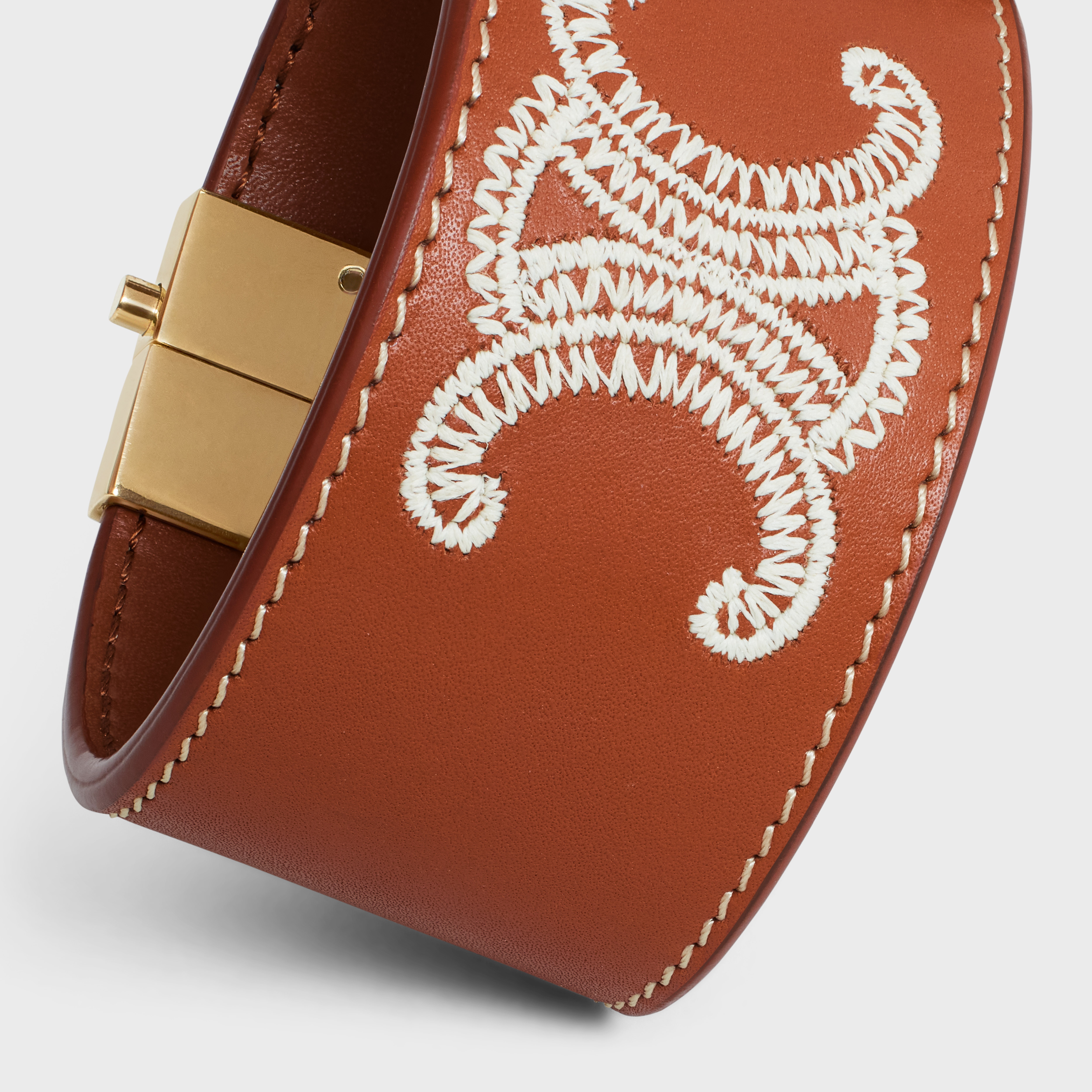 Triomphe Embroidered Leather Bracelet in Brass with Gold Finish and Calfskin - 4