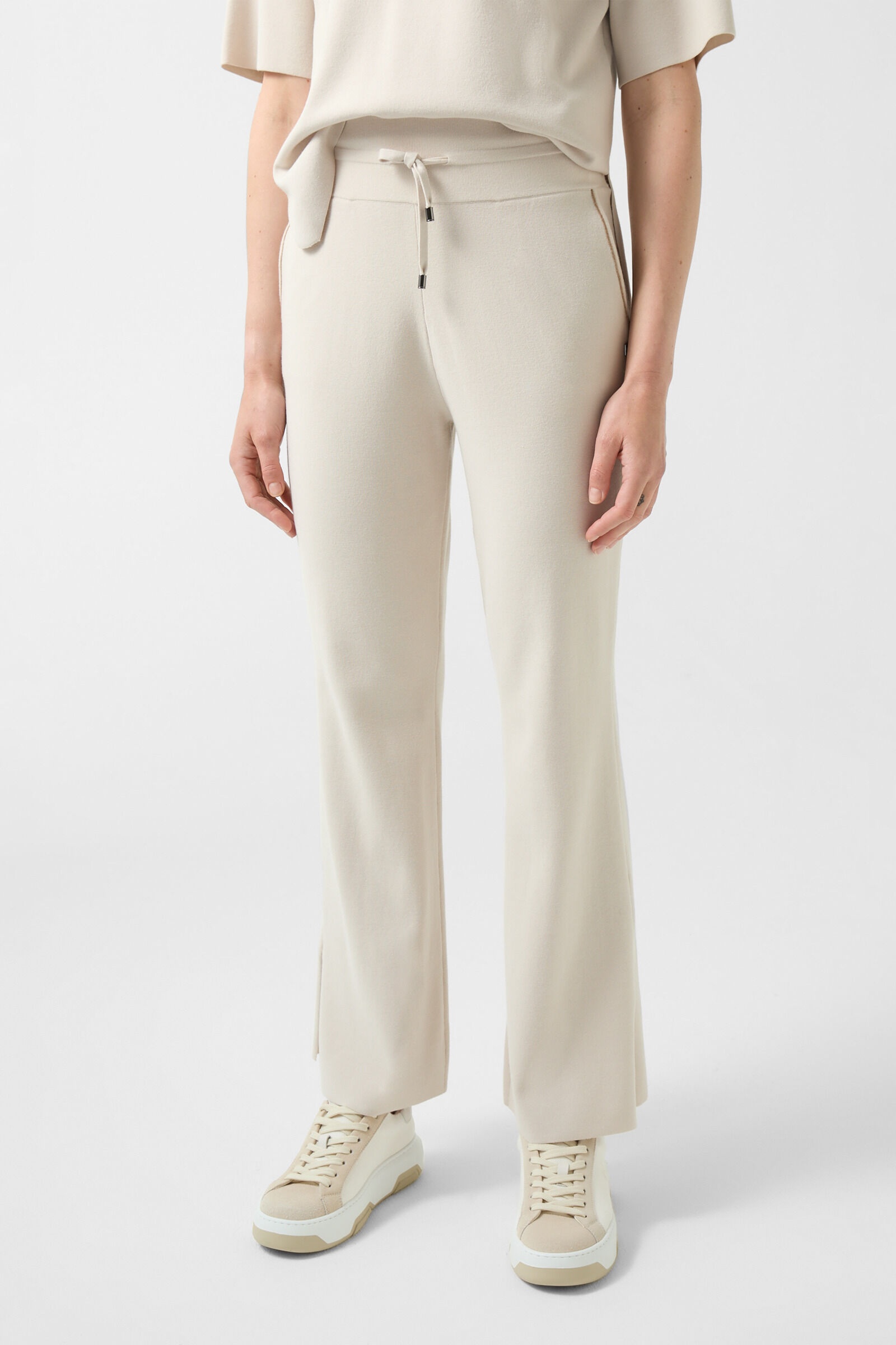 Manon knitted trousers in Sand - 2