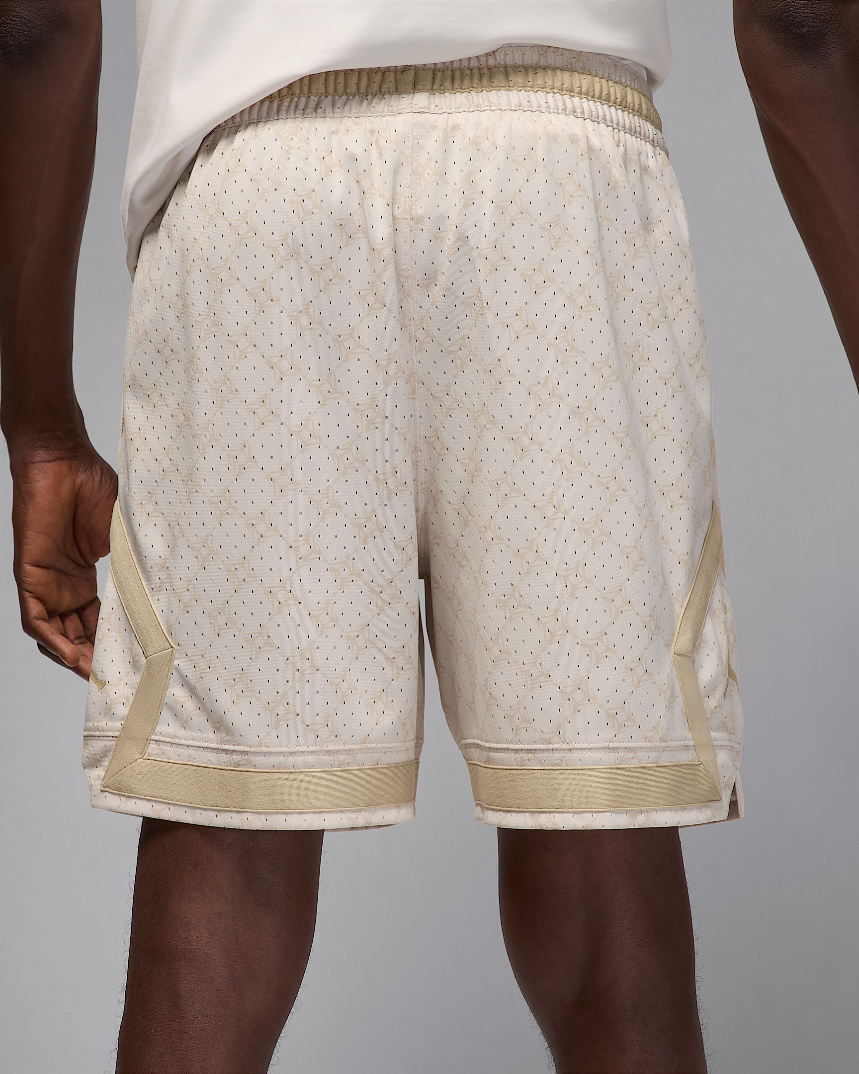 Jordan Sport Men's Dri-FIT Printed Diamond Shorts - 3