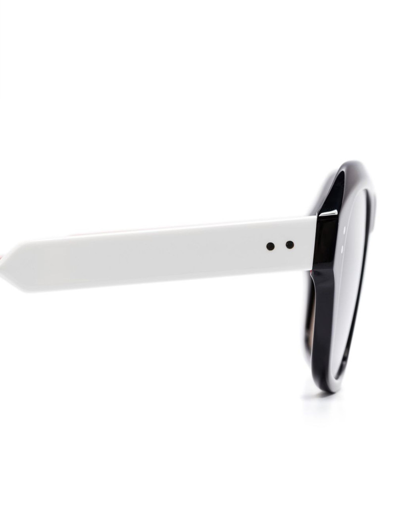 oversize-frame sunglasses 3