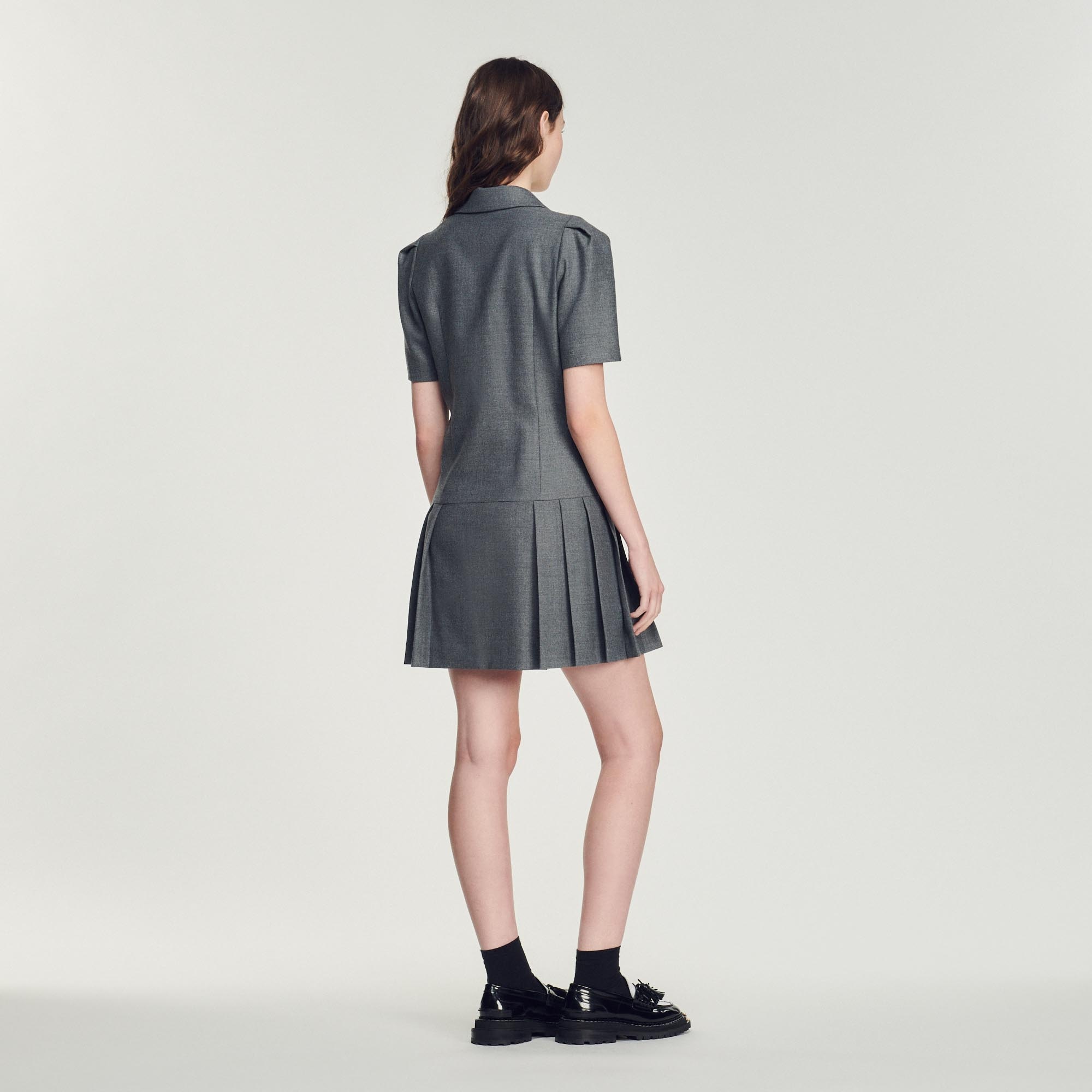 Short dress with tailored collar - 6