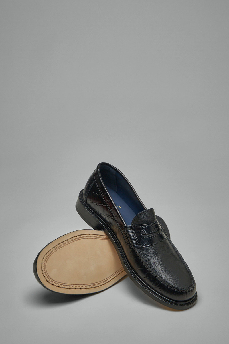 VINNY’s Yardee Mocassin Loafer outlook