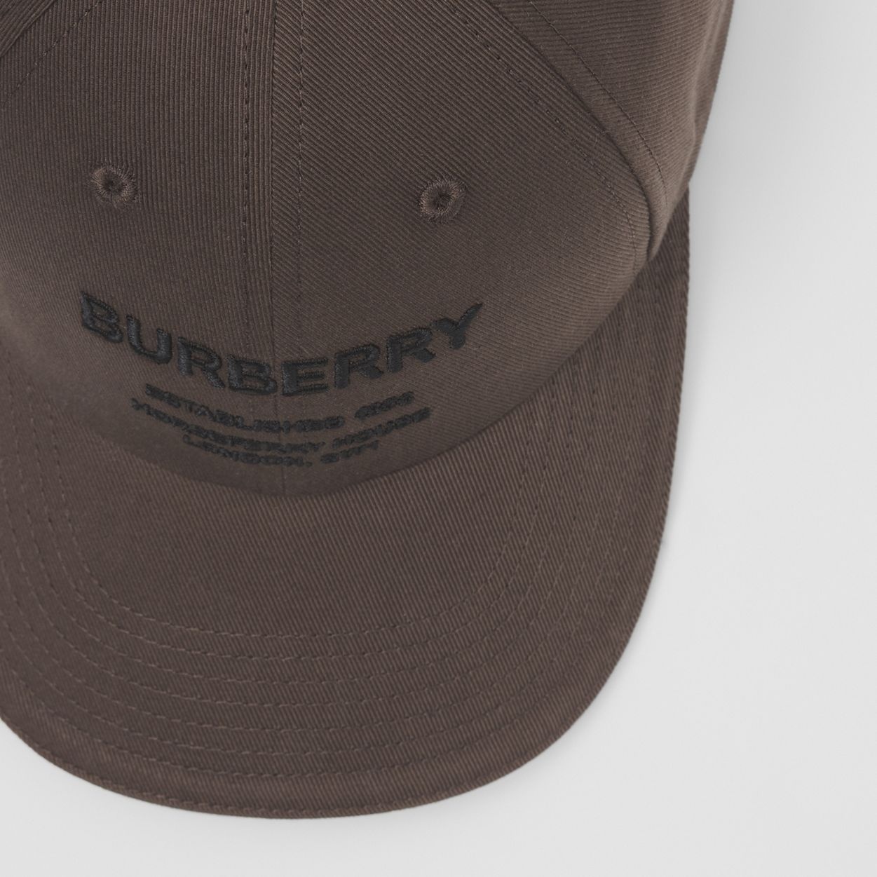 Horseferry Motif Cotton Twill Baseball Cap - 2