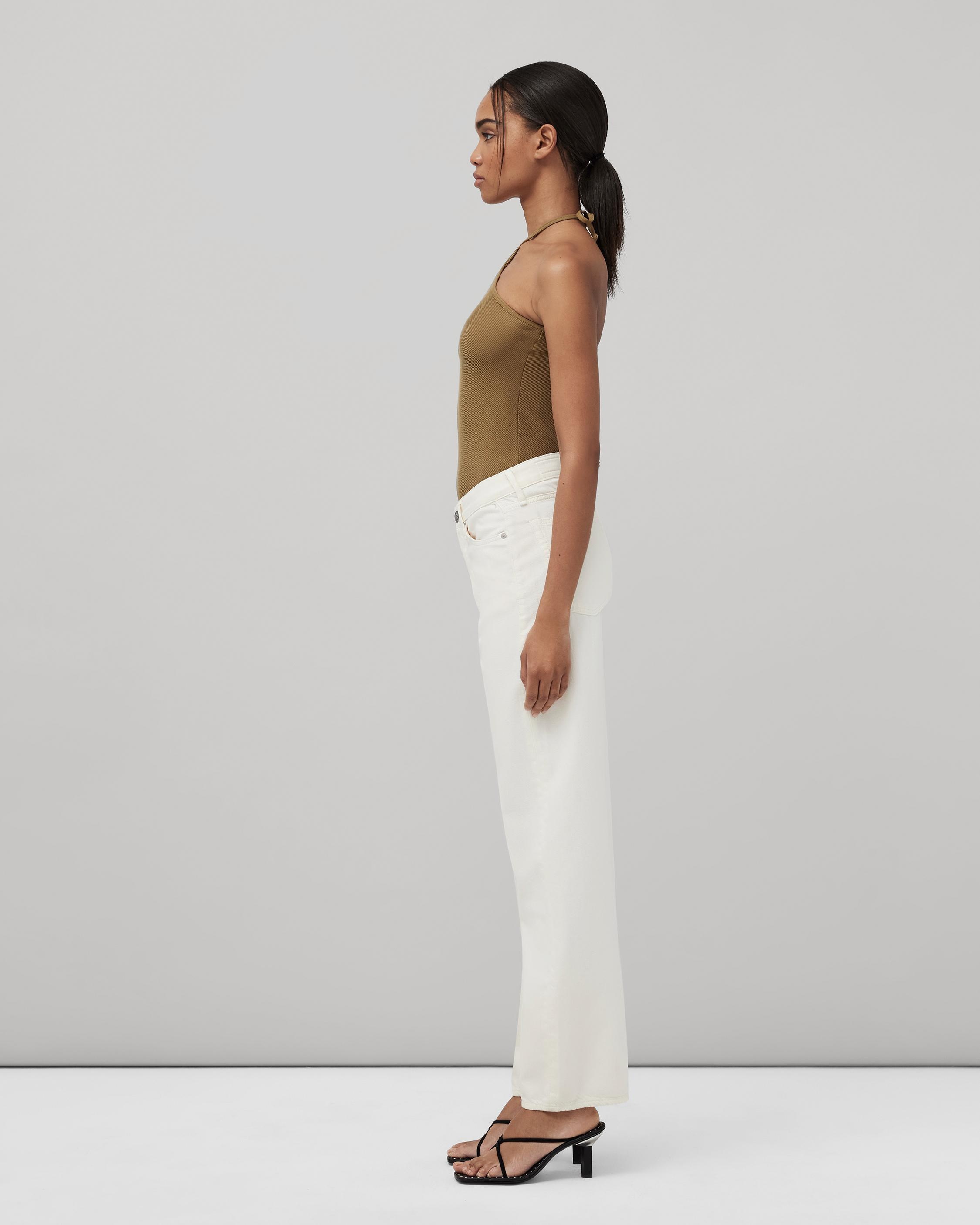 Featherweight Logan Wide Leg - Ecru
Mid-Rise Featherweight Jean - 4