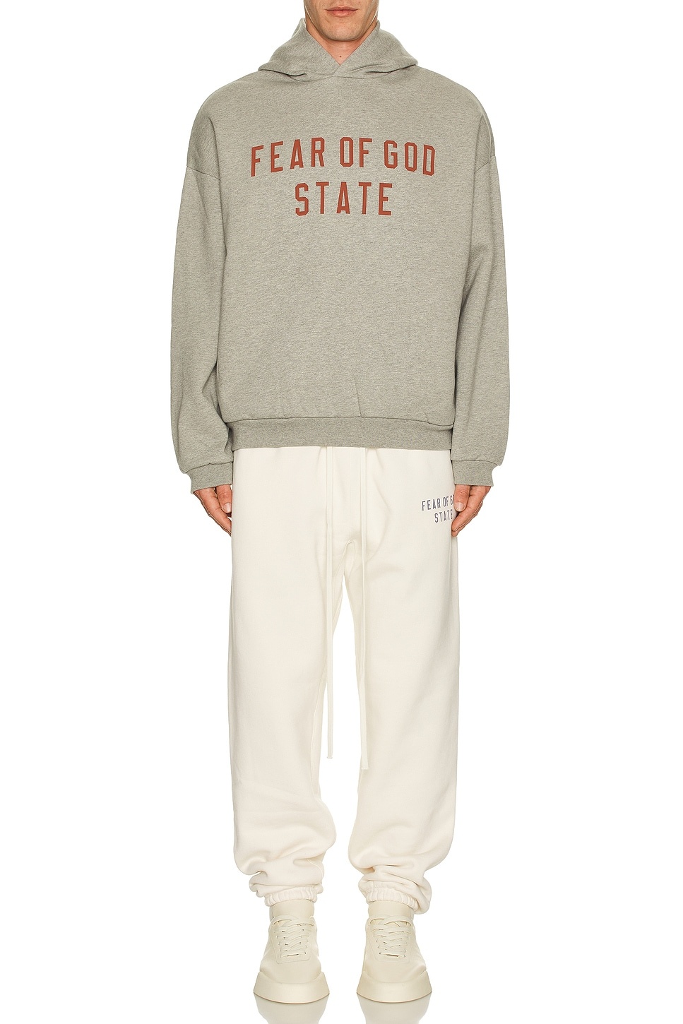 Fleece Essential Sweatpant - 6