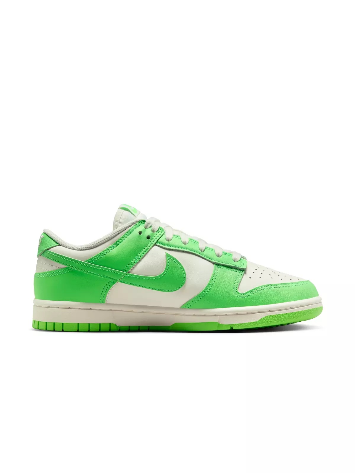 Dunk Low "Sail/Green Strike" Women's Shoe - 2