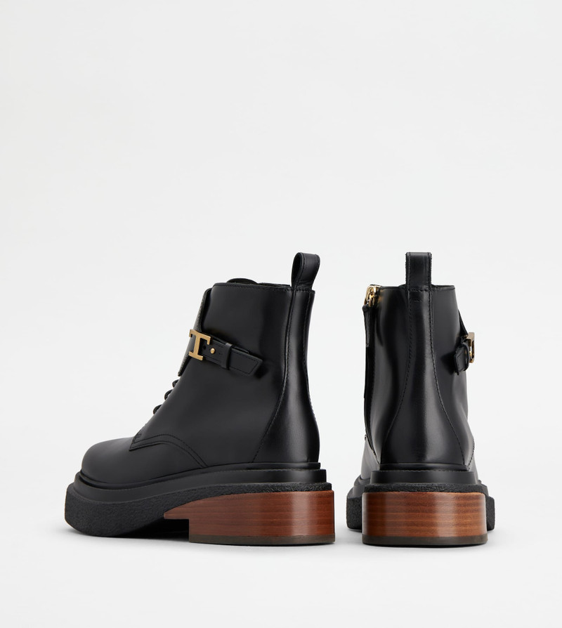 ANKLE BOOTS IN LEATHER - BLACK 3