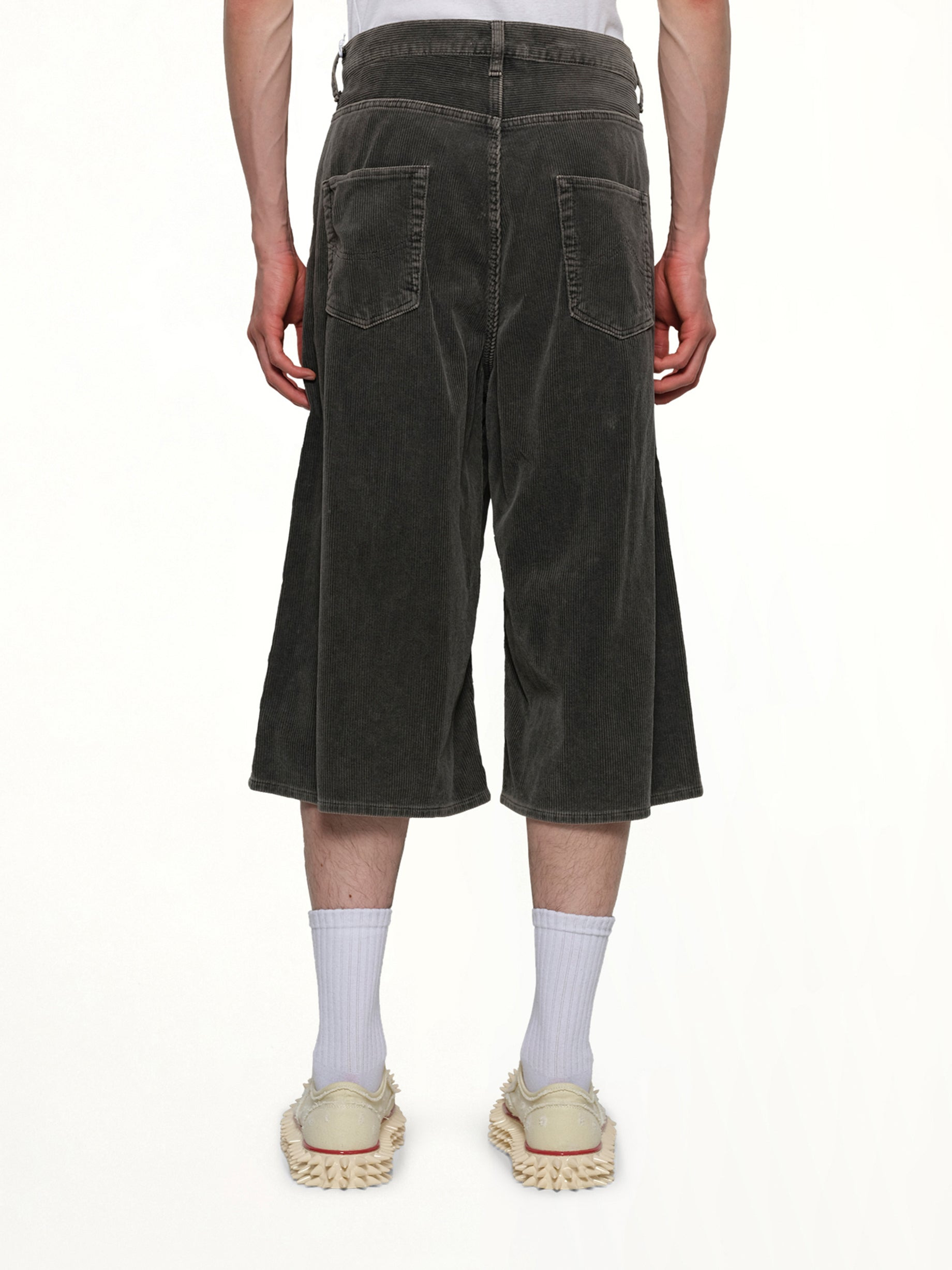 Bone Applique Corduroy Croppedpants in Grey - 5