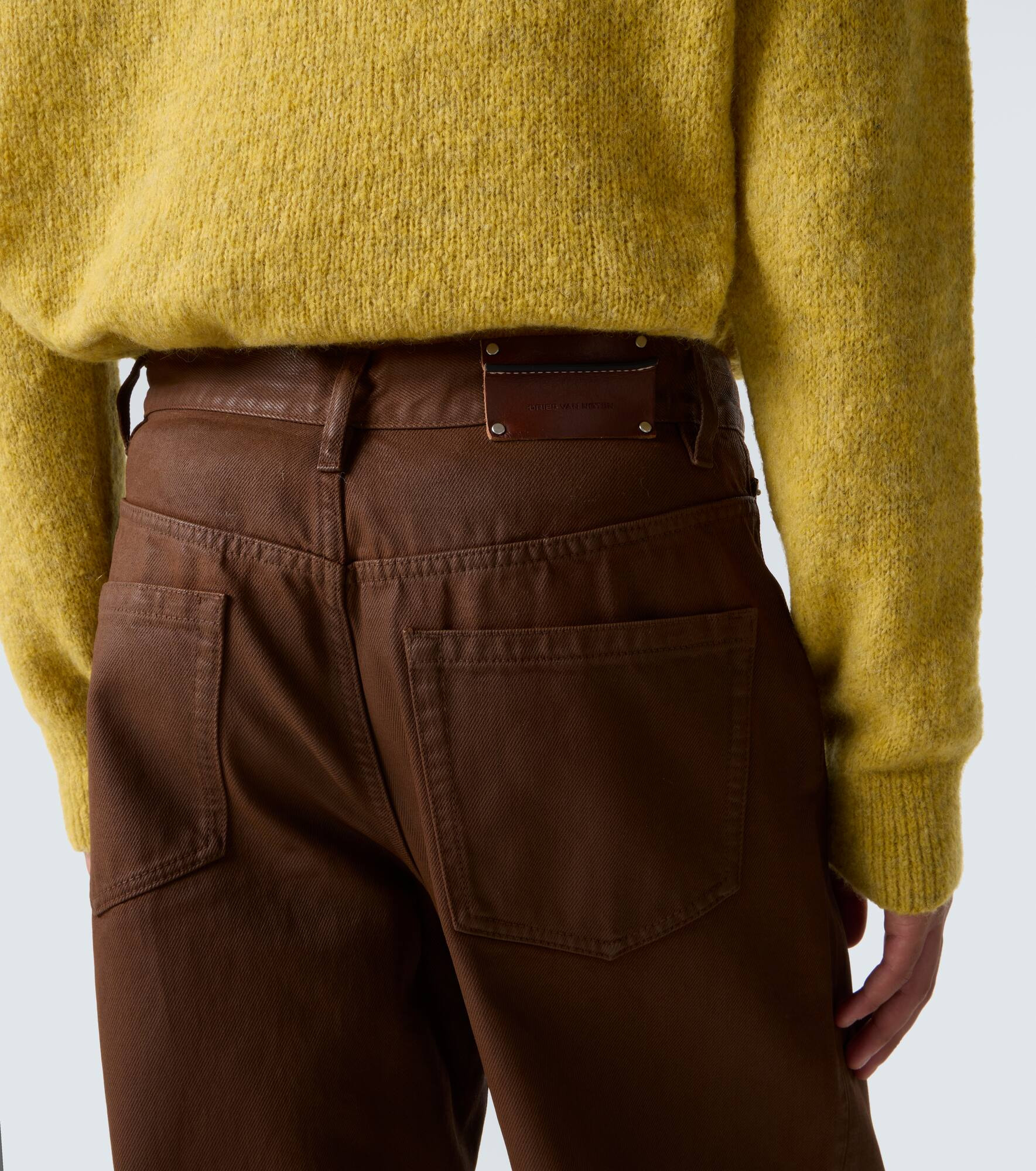 Coated mid-rise straight jeans - 6