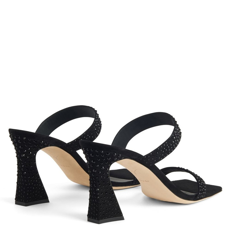 Flaminia 4