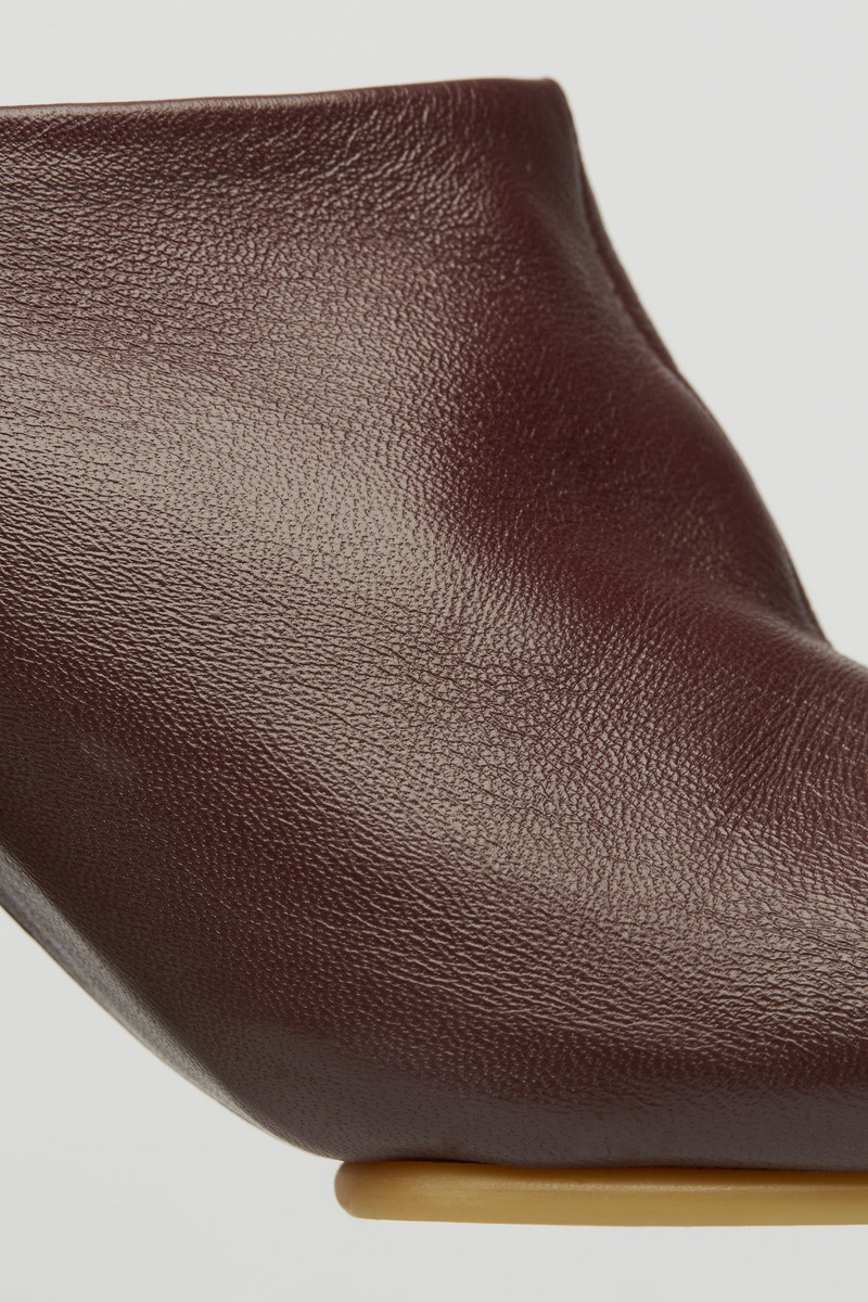 Leather mules burgundy 6