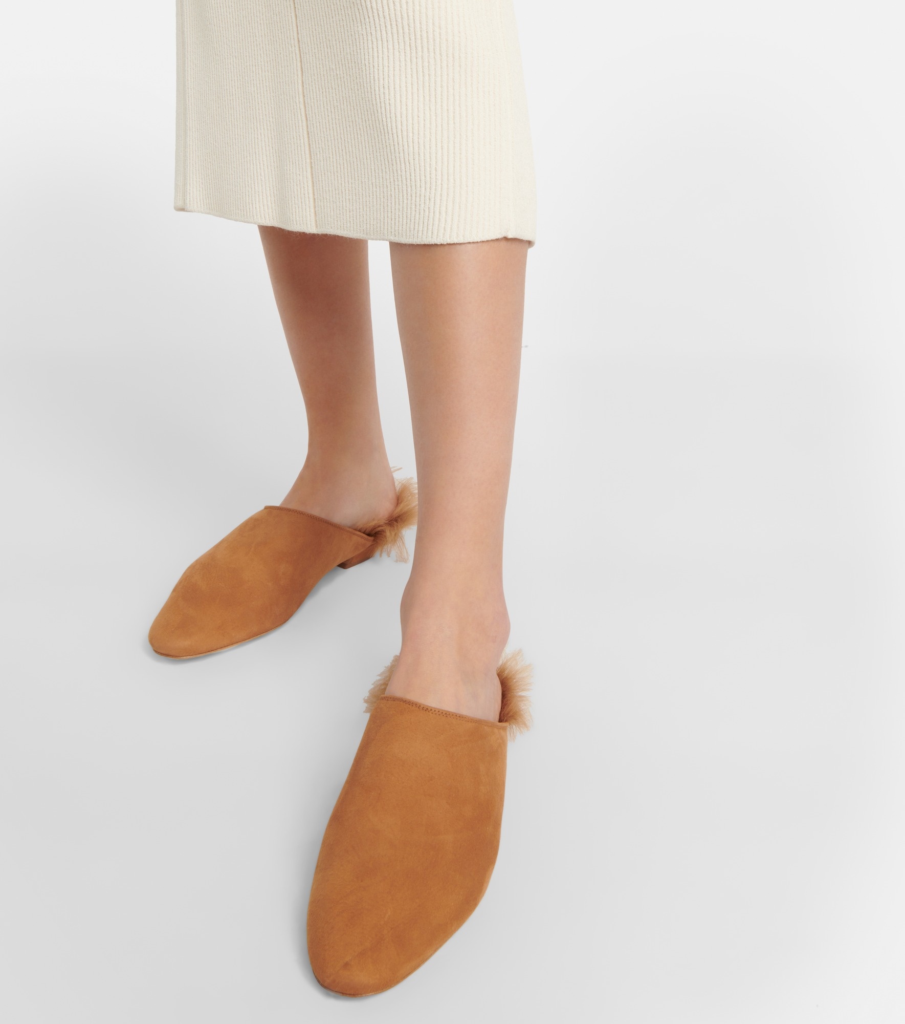Otto shearling-trimmed suede mules - 4