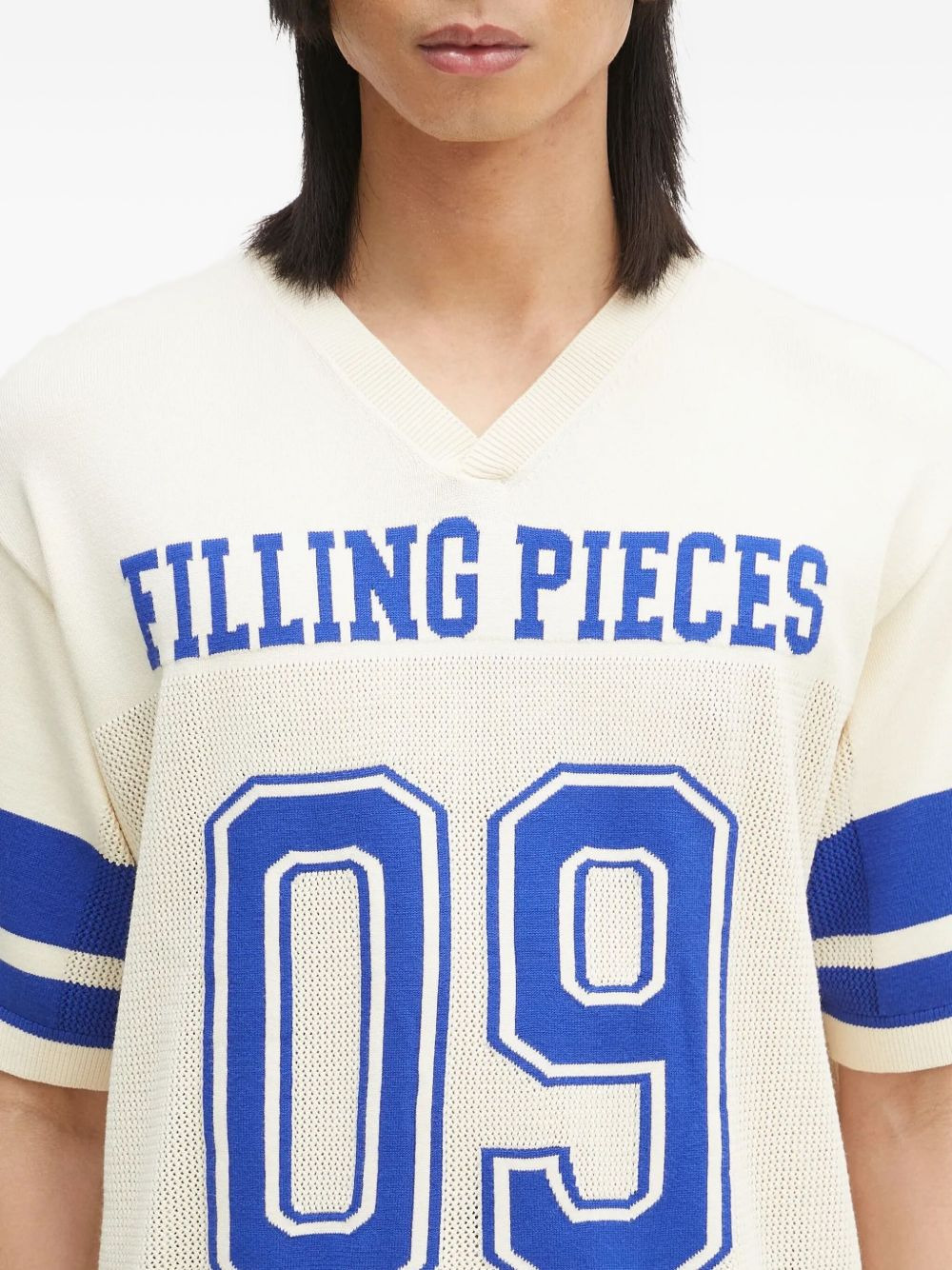 v-neck logo-print T-shirt - 5