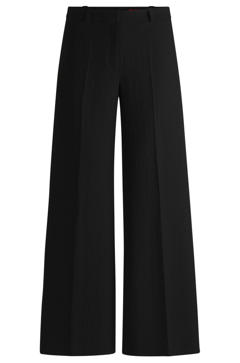 REGULAR-FIT TROUSERS IN STRETCH SEERSUCKER 1