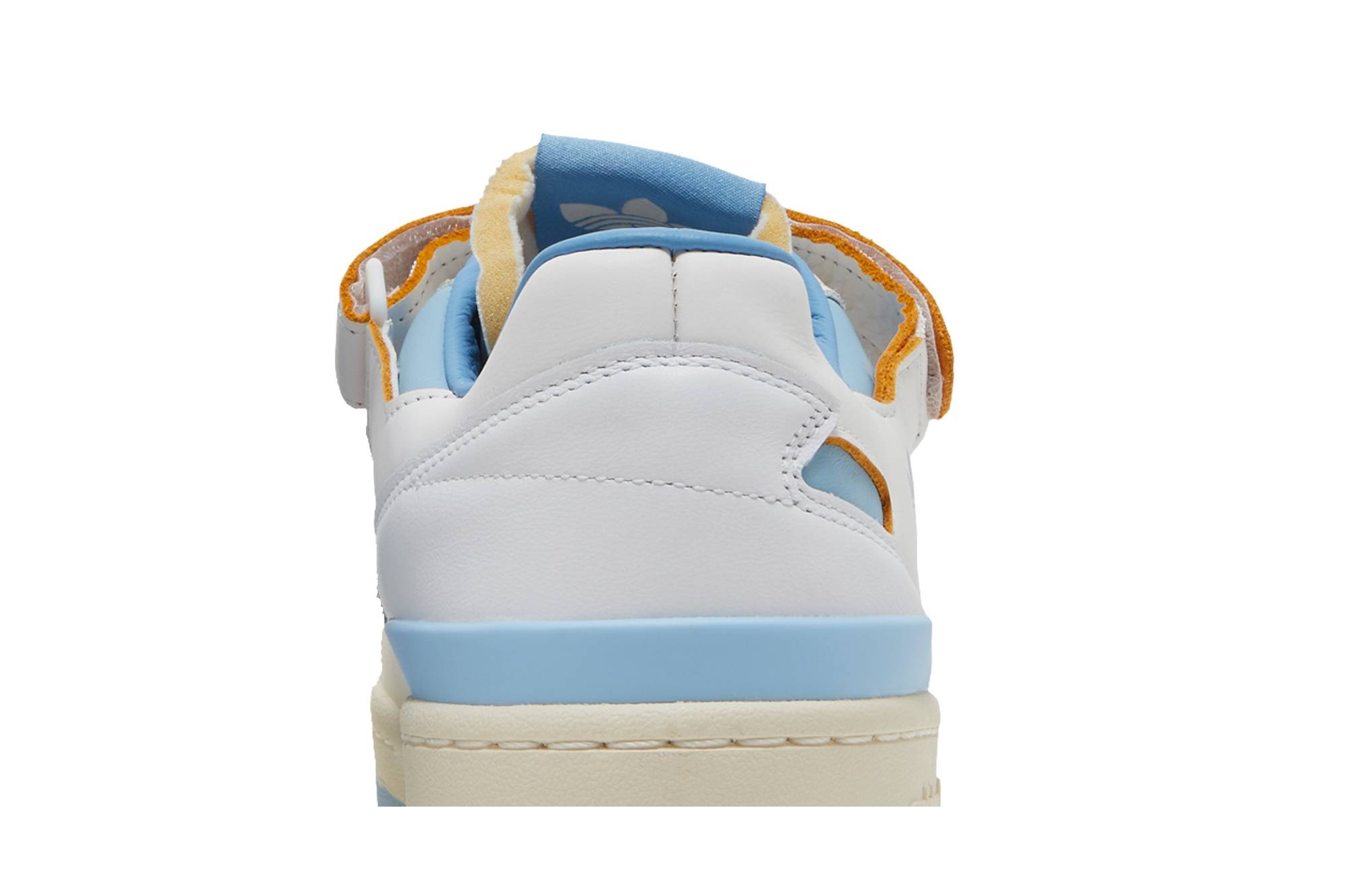 Forum 84 LG 'White Clear Sky' - 7