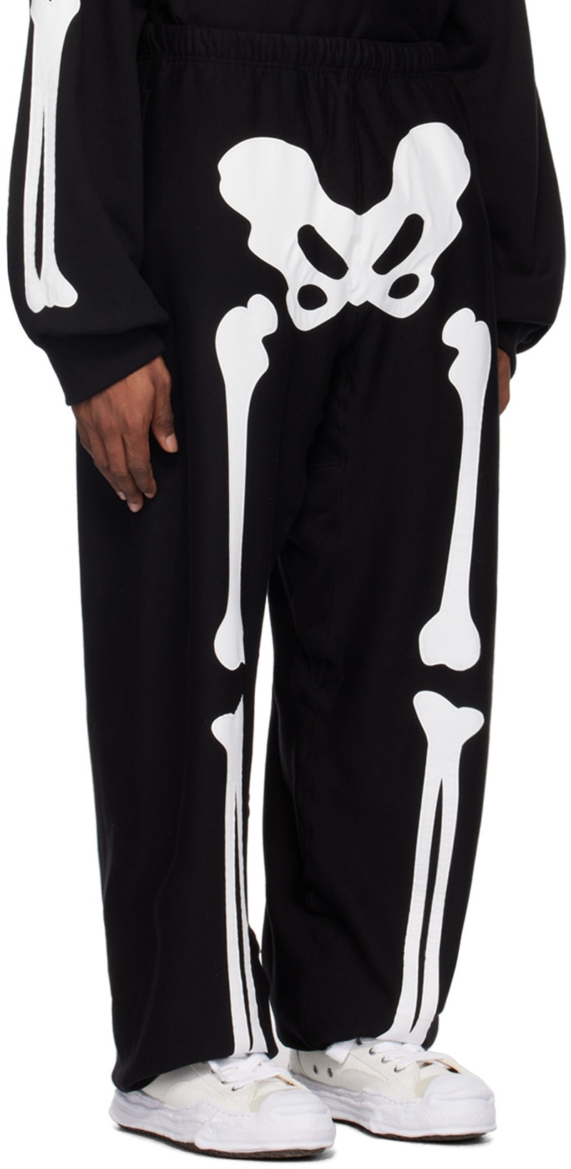 TAKAHIROMIYASHITA TheSoloist. Black Bone Type01 Sweatpants outlook