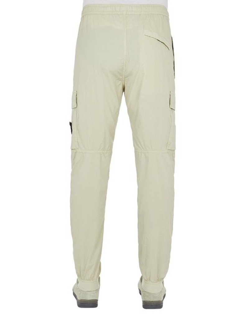 Stone Island 31303 PISTACHIO GREEN outlook