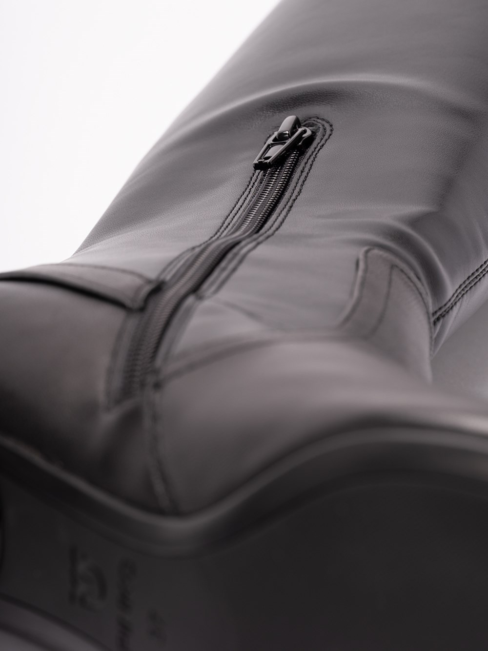 `Gloria 15` Boots - 6