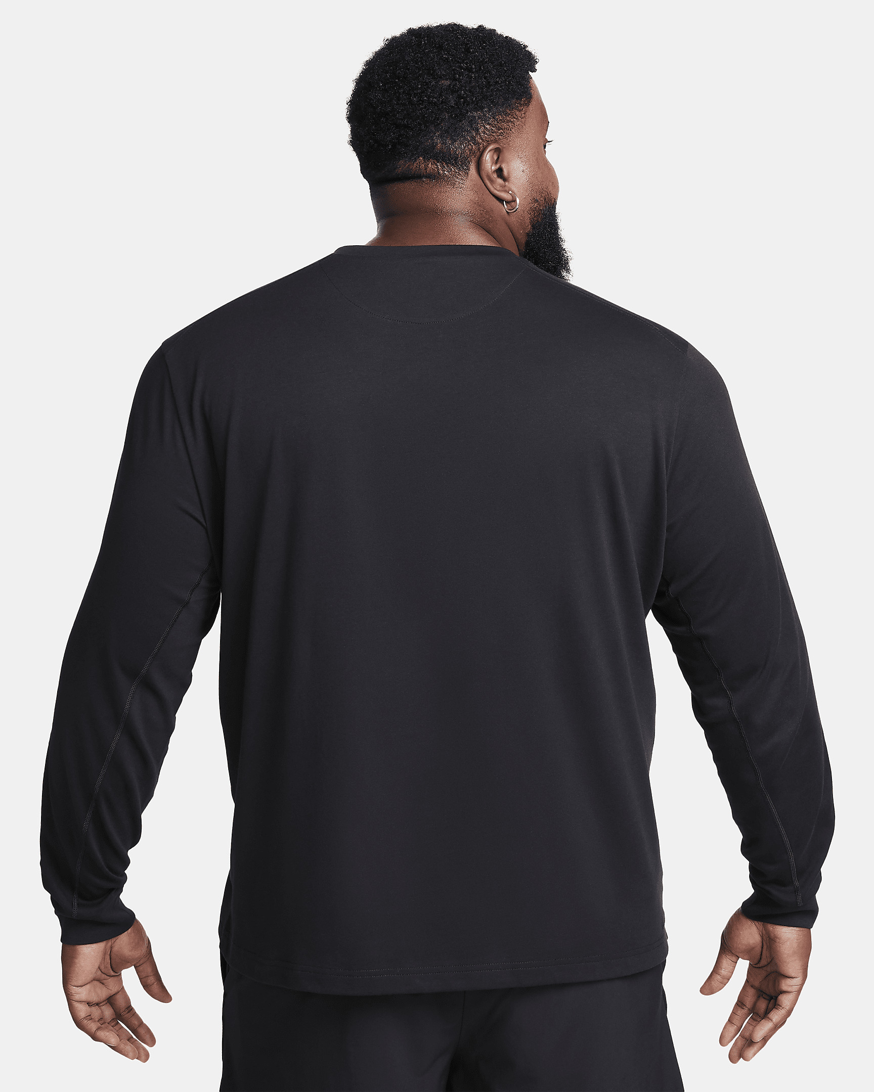 Nike Primary Men's Dri-FIT Long-Sleeve Versatile Top - 9