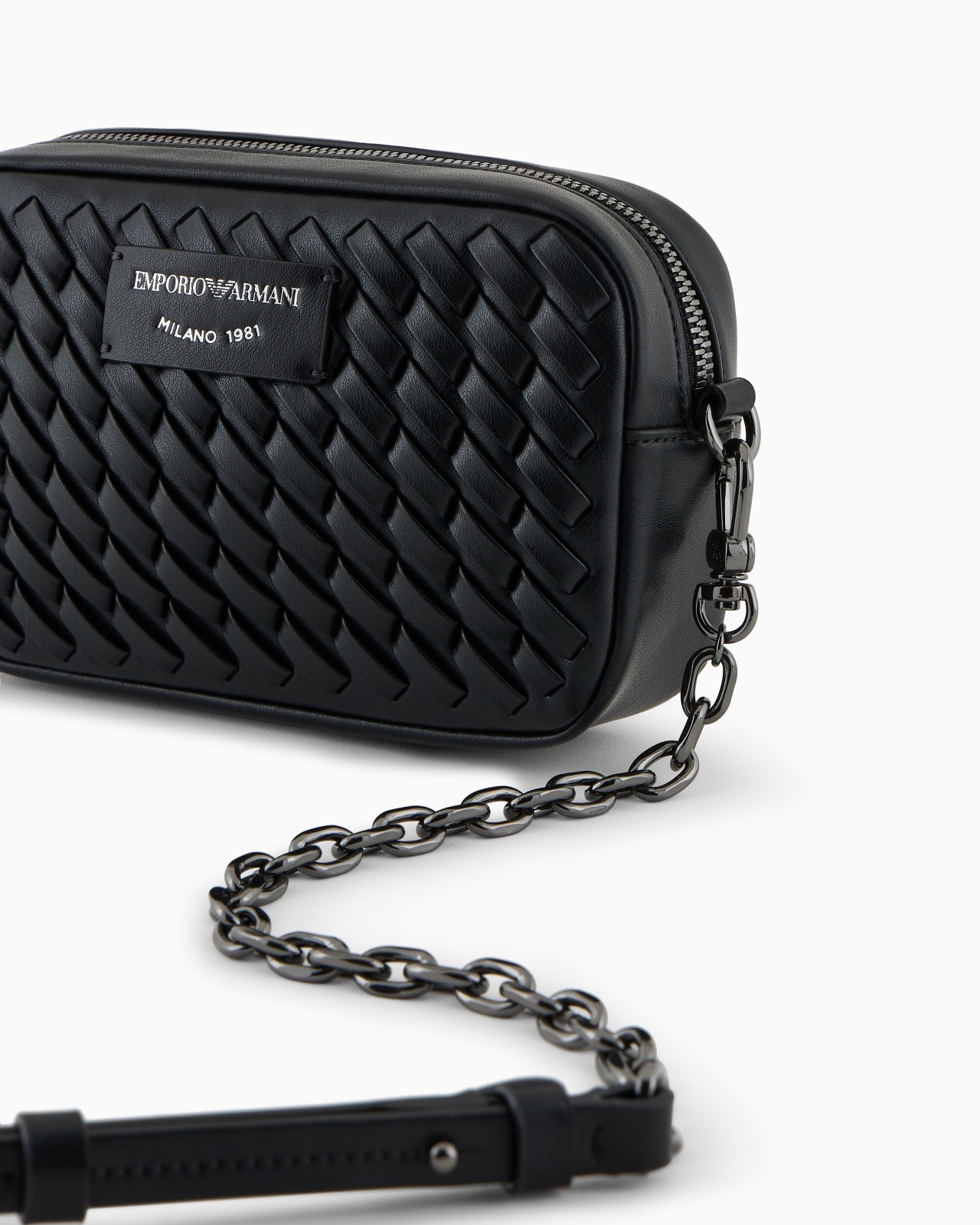 INTERWOVEN LEATHER CAMERA CASE WITH CHAIN SHOULDER STRAP - 5