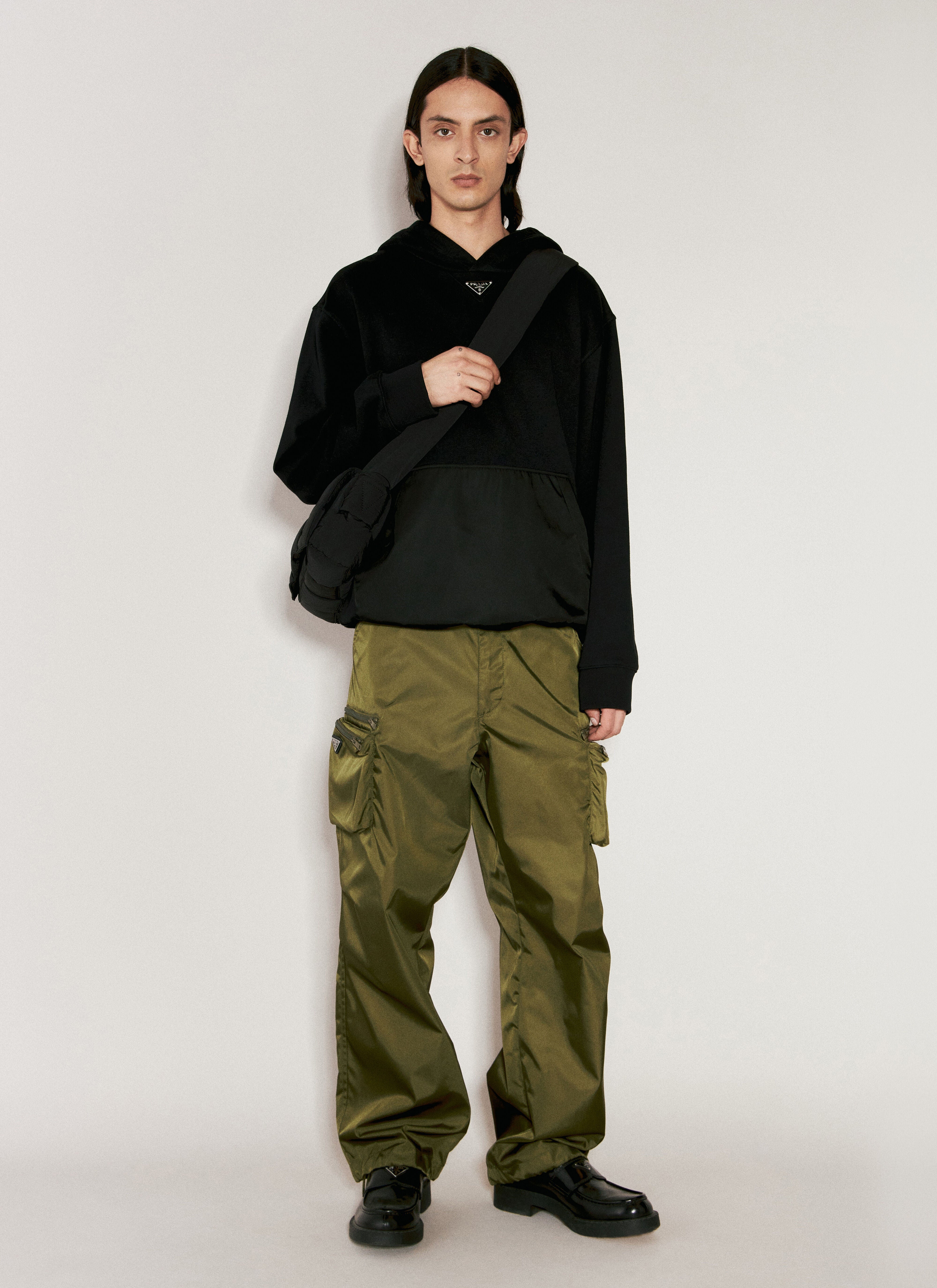 パンツ PRADA Cargo Pants Prada Re-Nylon カーゴパンツ 通販 - FARFETCH