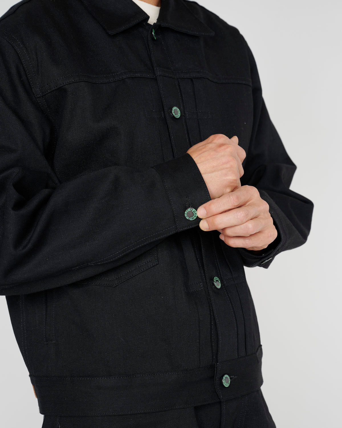 Trucker Jacket 13.2oz Selvedge Denim - Solid Black - 10