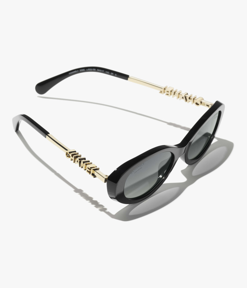 Oval Sunglasses 3