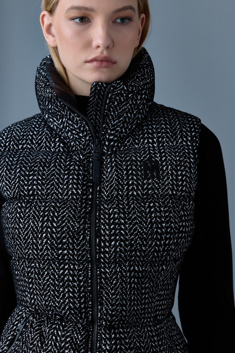 CHAYA-FLP Flocked light down vest 5