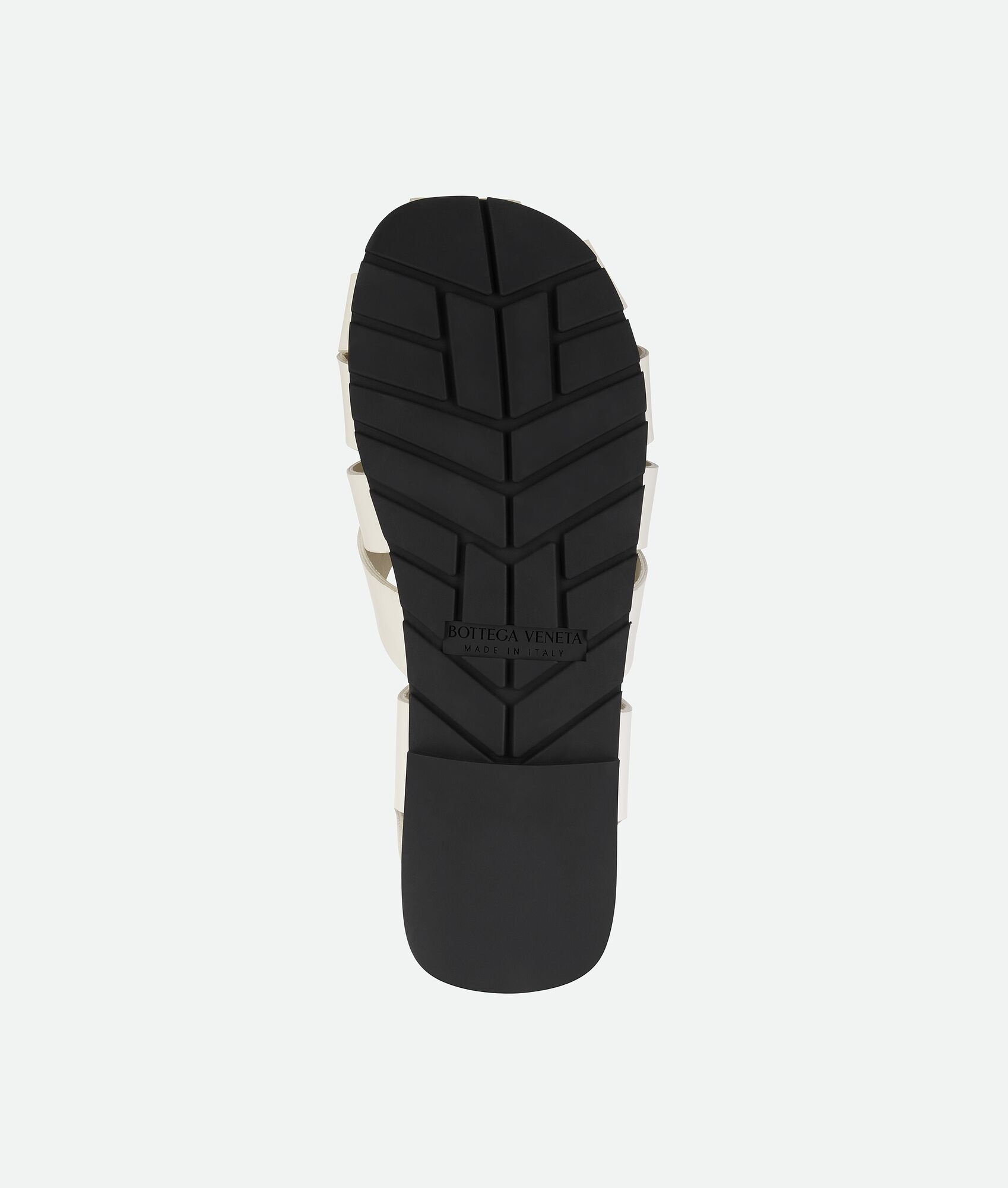 Bottega Veneta Alfie ポインテッドトゥ スライド Alfie Flat Sandal Black | The Webster