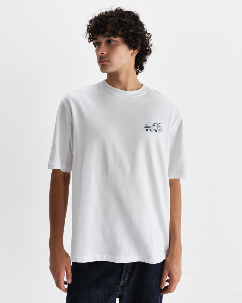 Milton - White Daffodil Graphic Organic Cotton T-Shirt 3