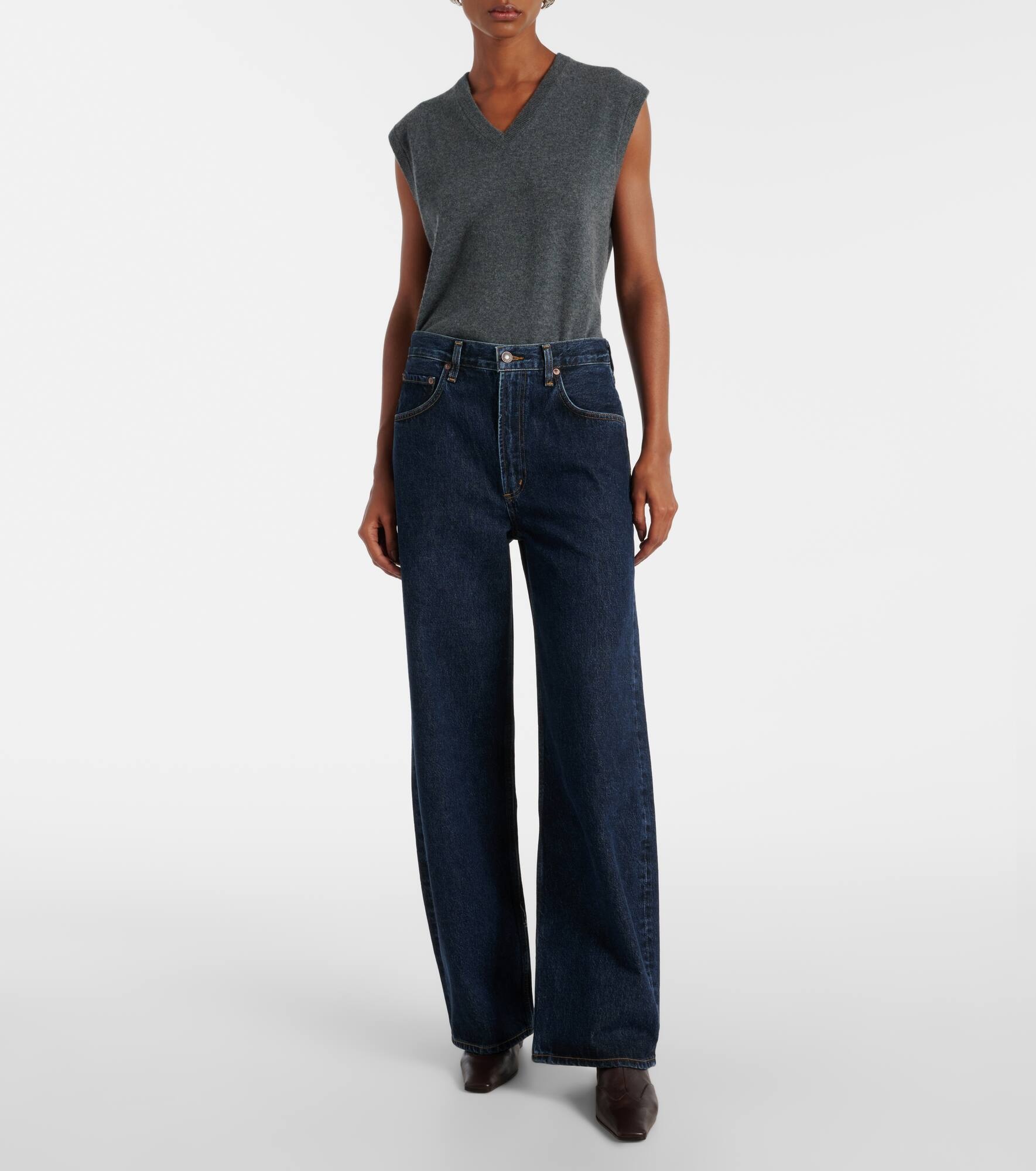 Low Curve mid-rise barrel-leg jeans - 7