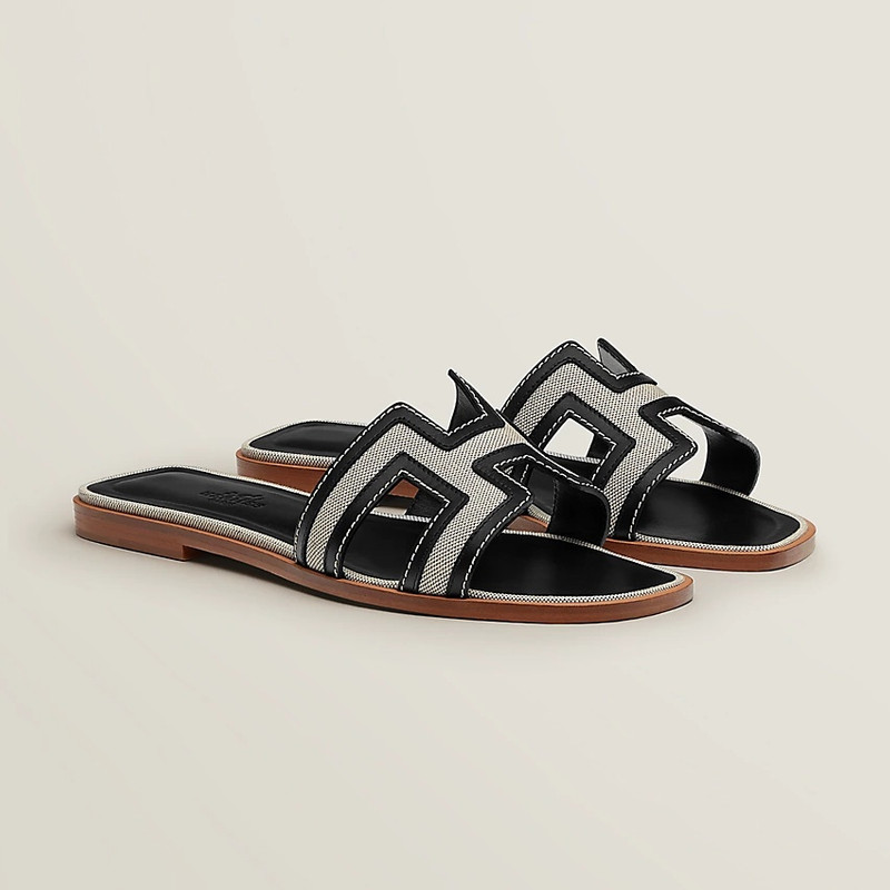 Oran sandal 1
