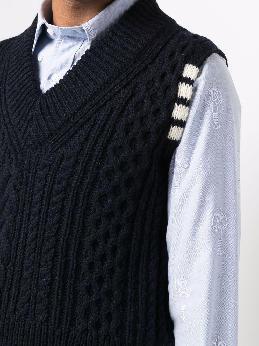 4-Bar cable-knit vest - 5