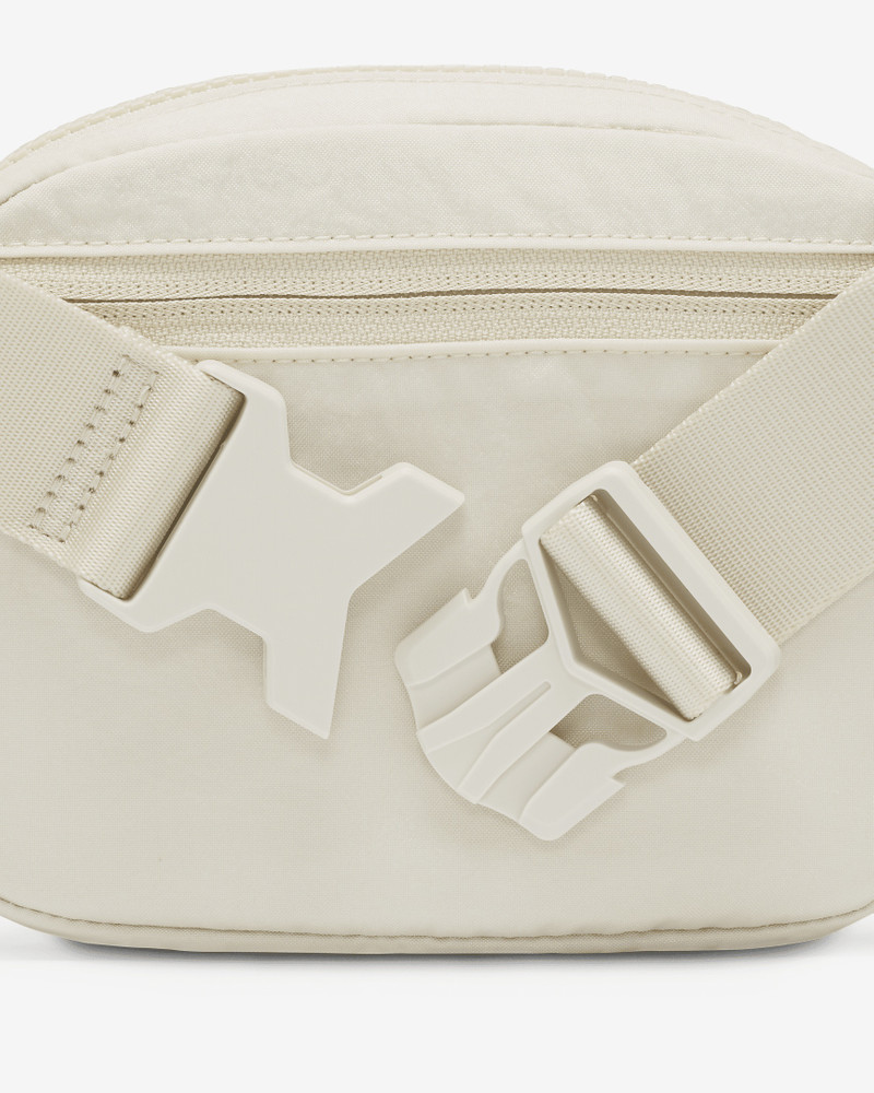 Nike Aura Crossbody Bag (2L) 7