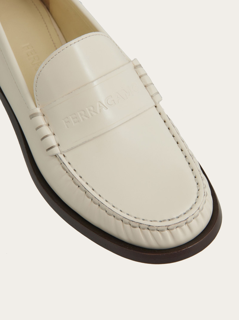 Moccasin with logo 5