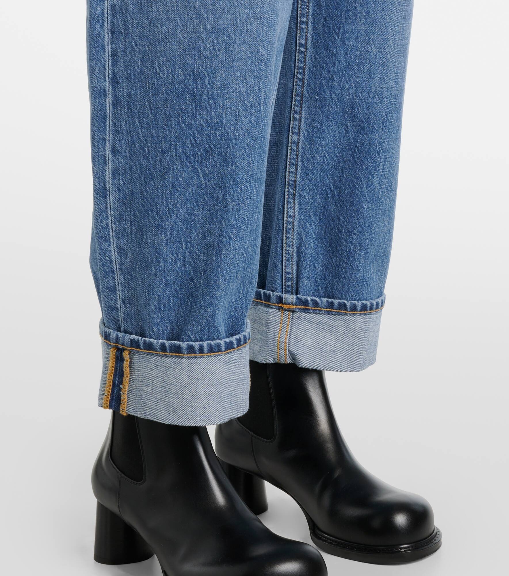 Mid-rise tapered jeans - 5