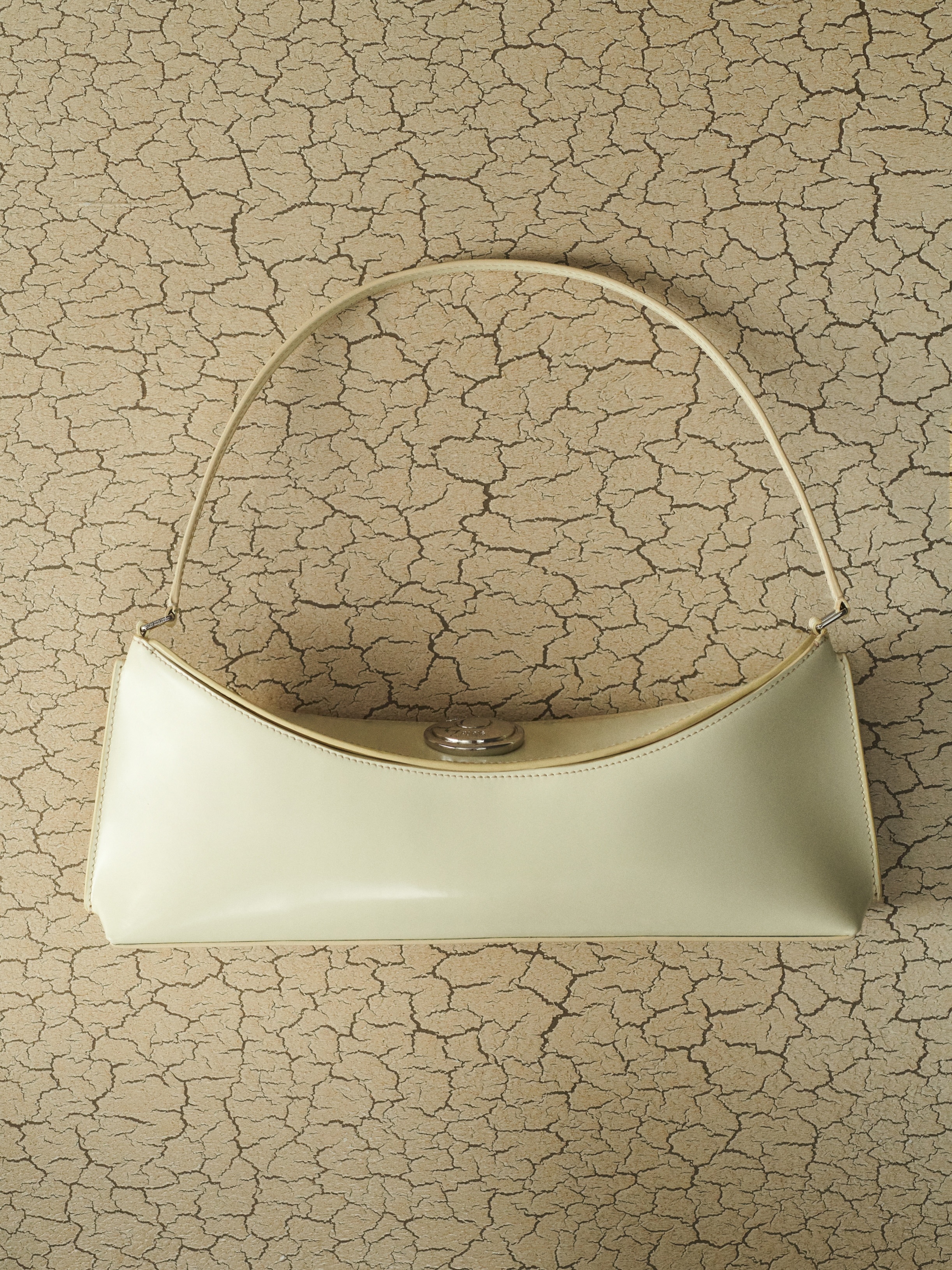 The Ovalo clutch - 8
