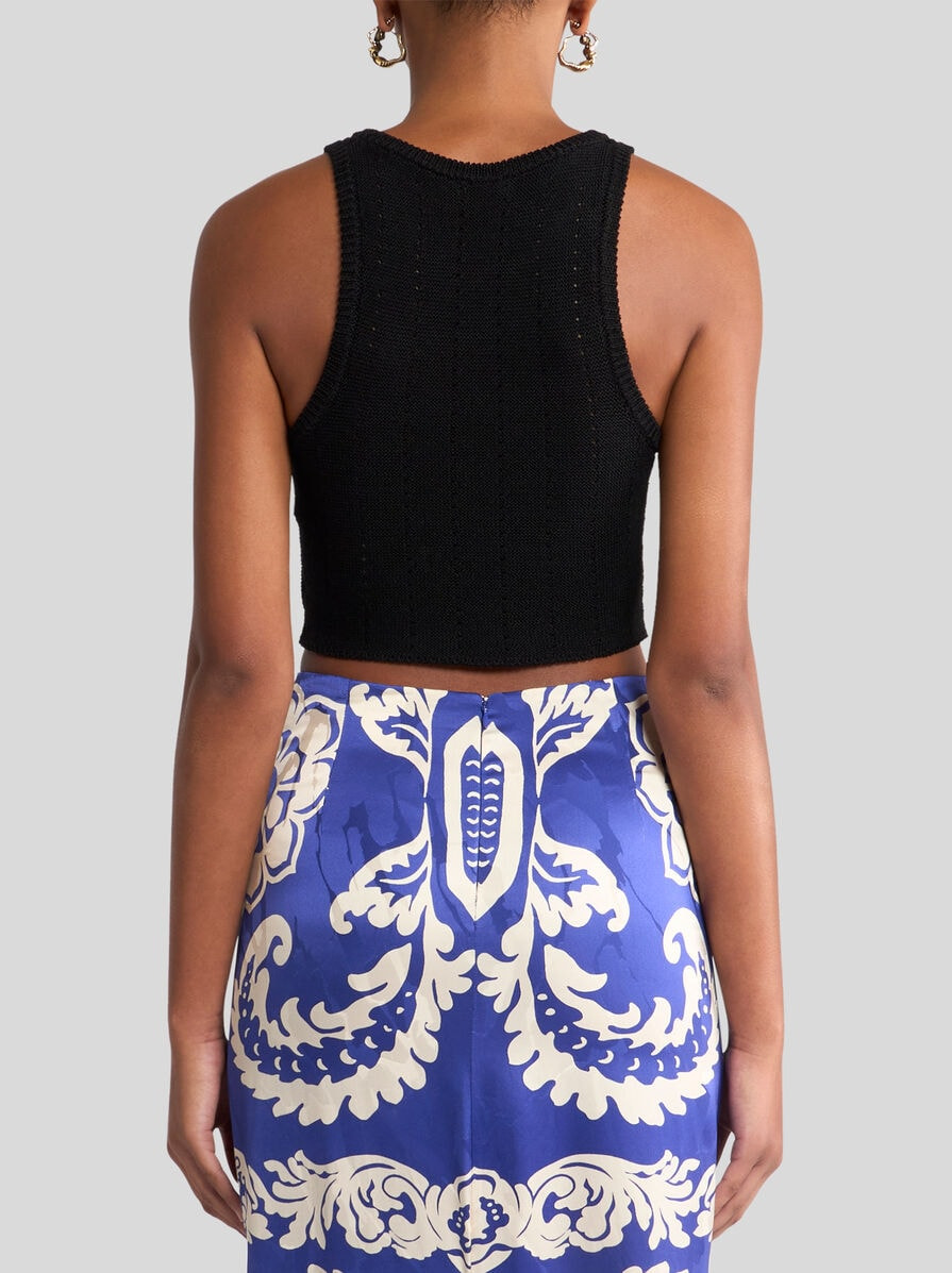 KNIT CROP TOP WITH PUNCHED DETAIL - 5