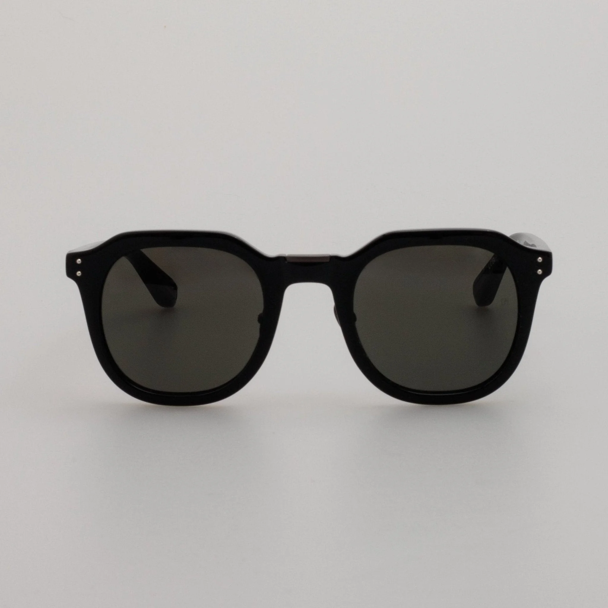 FLETCHER ANGULAR SUNGLASSES IN BLACK AND GREY - 1