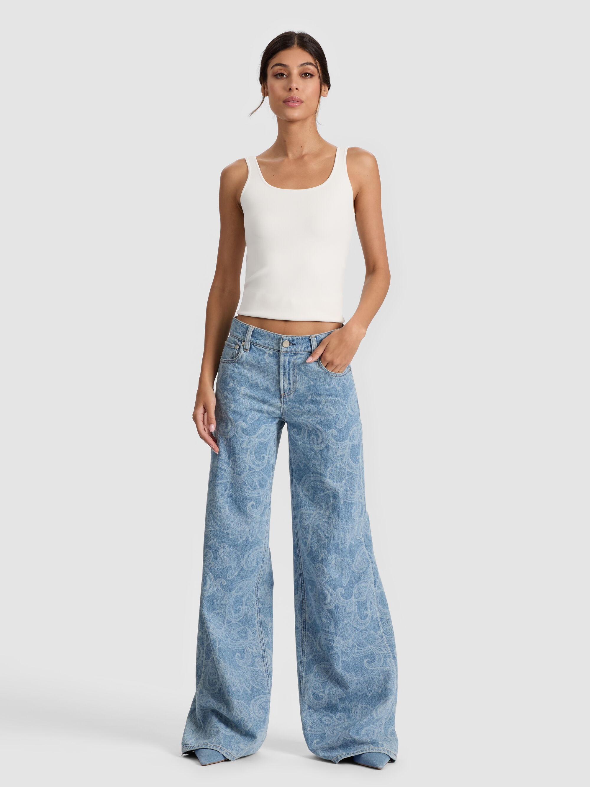 AMAZING JEAN - 3