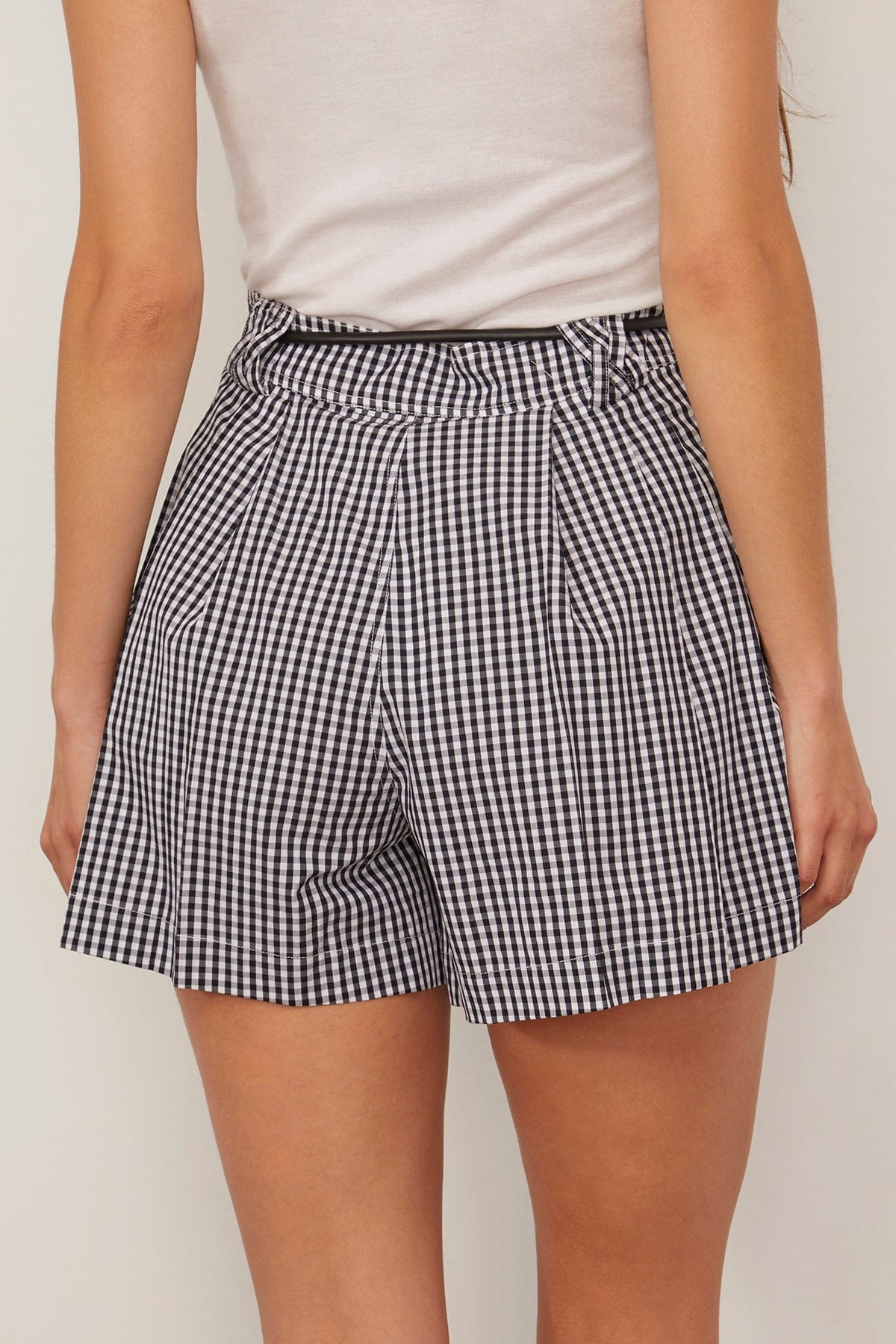 Neci Gingham Shorts with Belt in Multi - 4