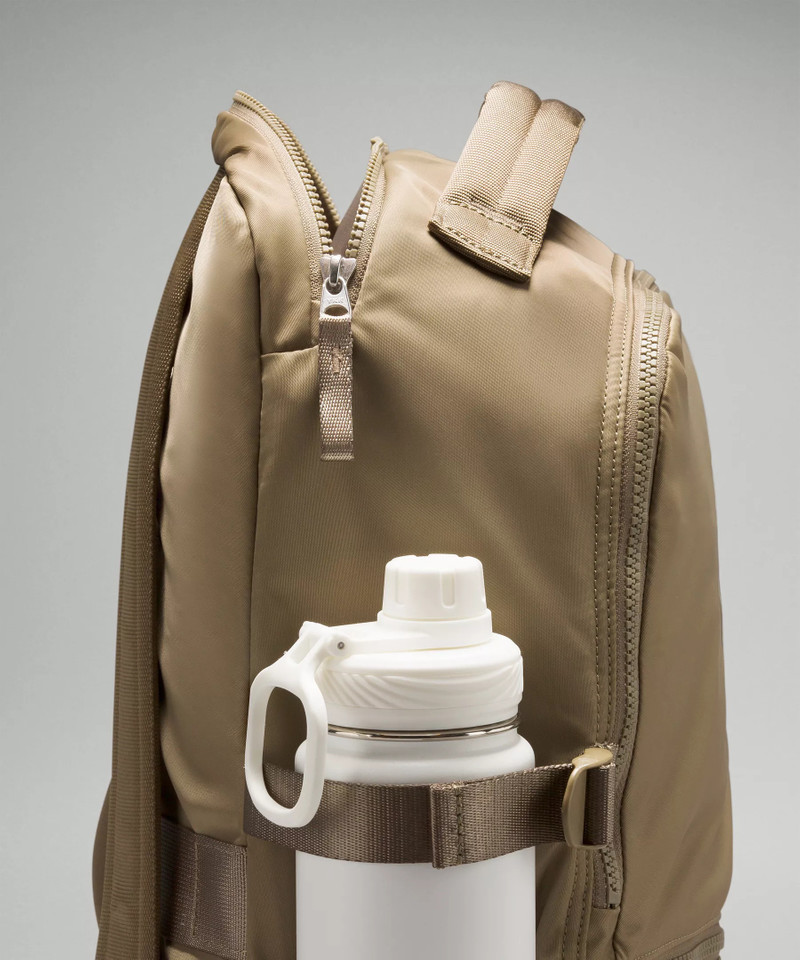 New Crew Backpack 22L *Logo 4