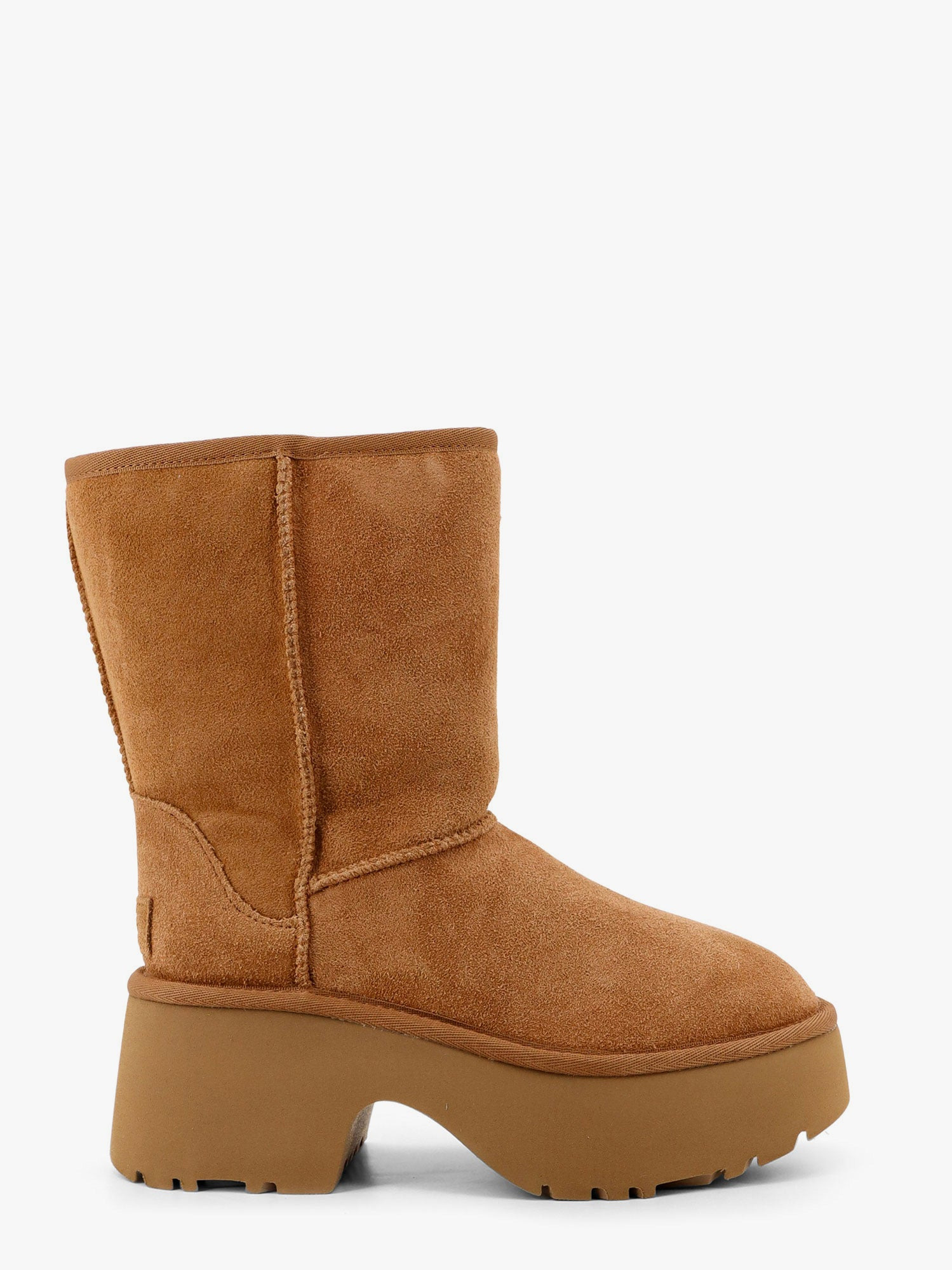 UGG - Ugg W Classic Shorts New Heights Suede Boots.Usa Reference Size - 1