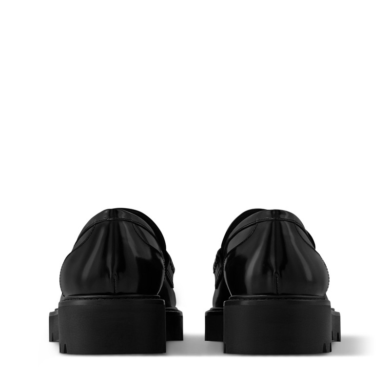 Louis Vuitton District Flat Loafer outlook