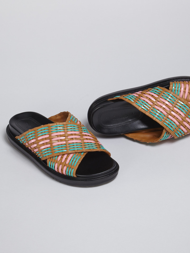 WOVEN LEATHER FUSSBETT 4