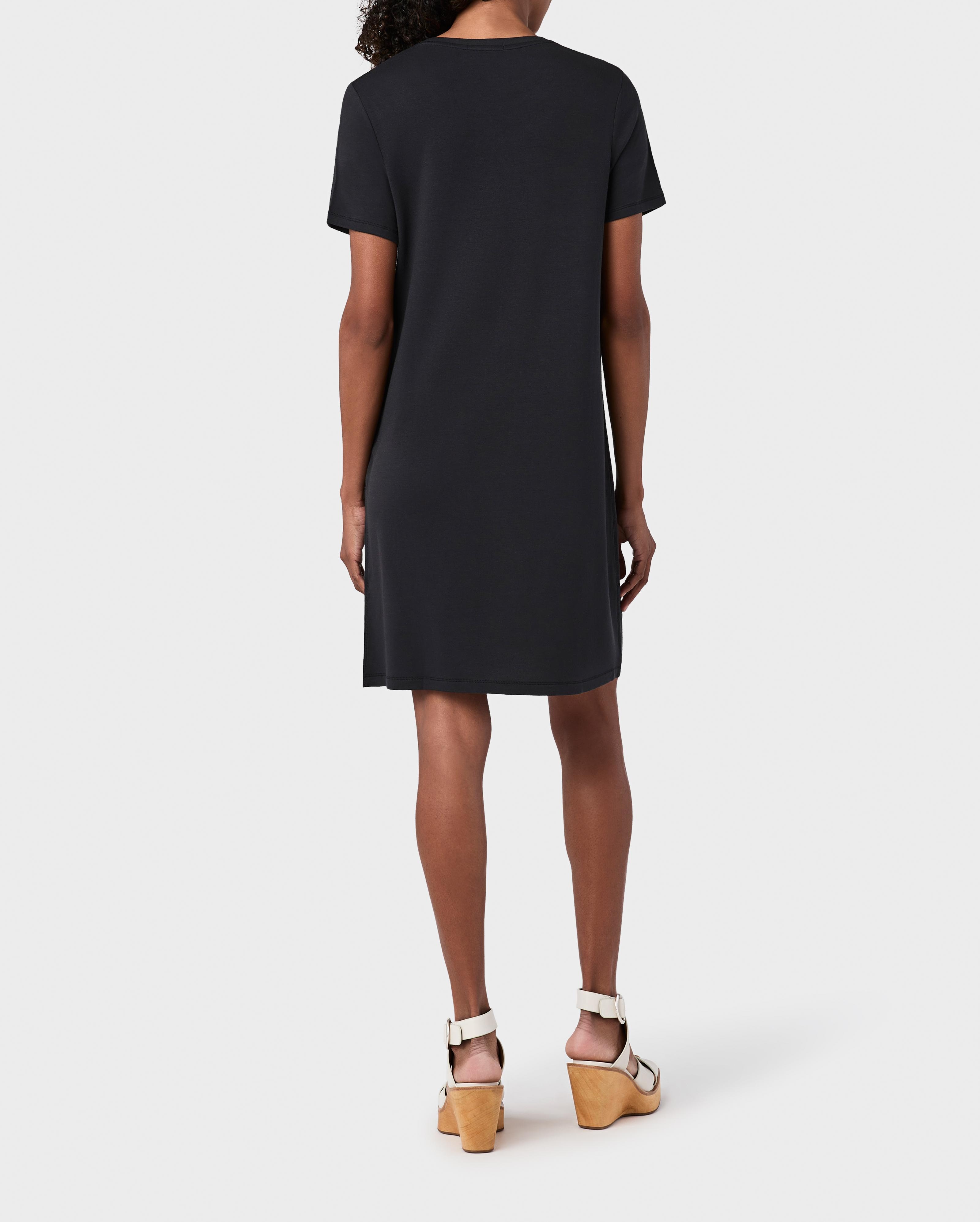 Short Sleeve Tee Mini Dress
Jersey Dress - 3