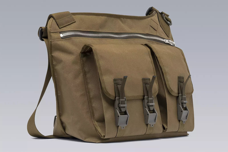 ACRONYM 3A-1-COR Interops Einsatztasche Coyote outlook