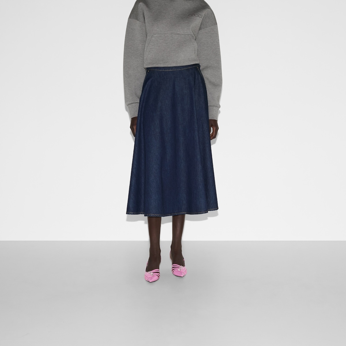 Regular fit embroidered denim skirt - 3