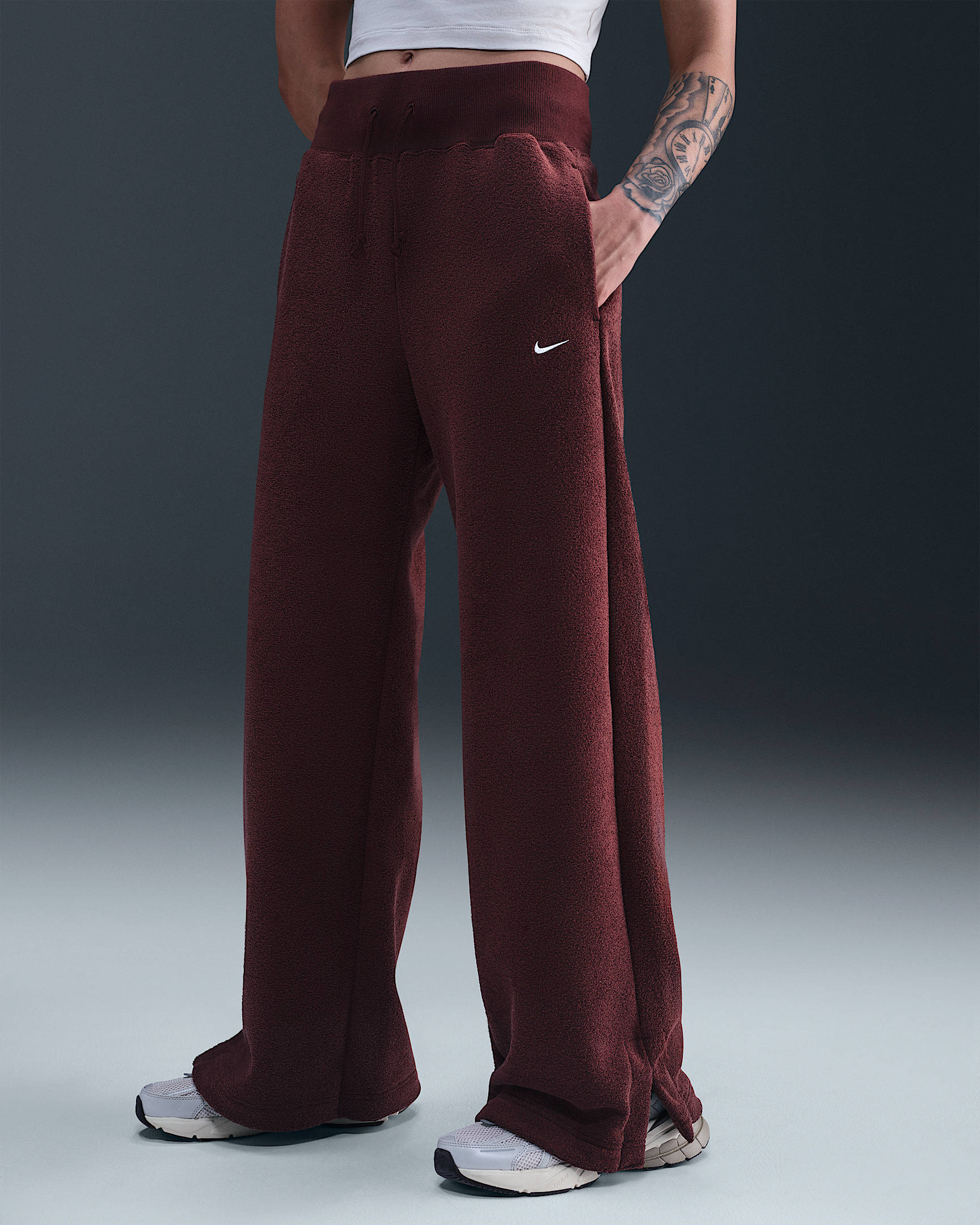 Nike Sportswear Phoenix Plush Women's High-Waisted Wide-Leg Cozy Fleece Pants - 2